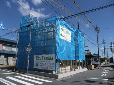 建築現場シートの現場掲載風景